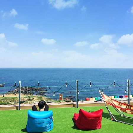 Jeju Airport Hostel Yesjun Exteriör bild