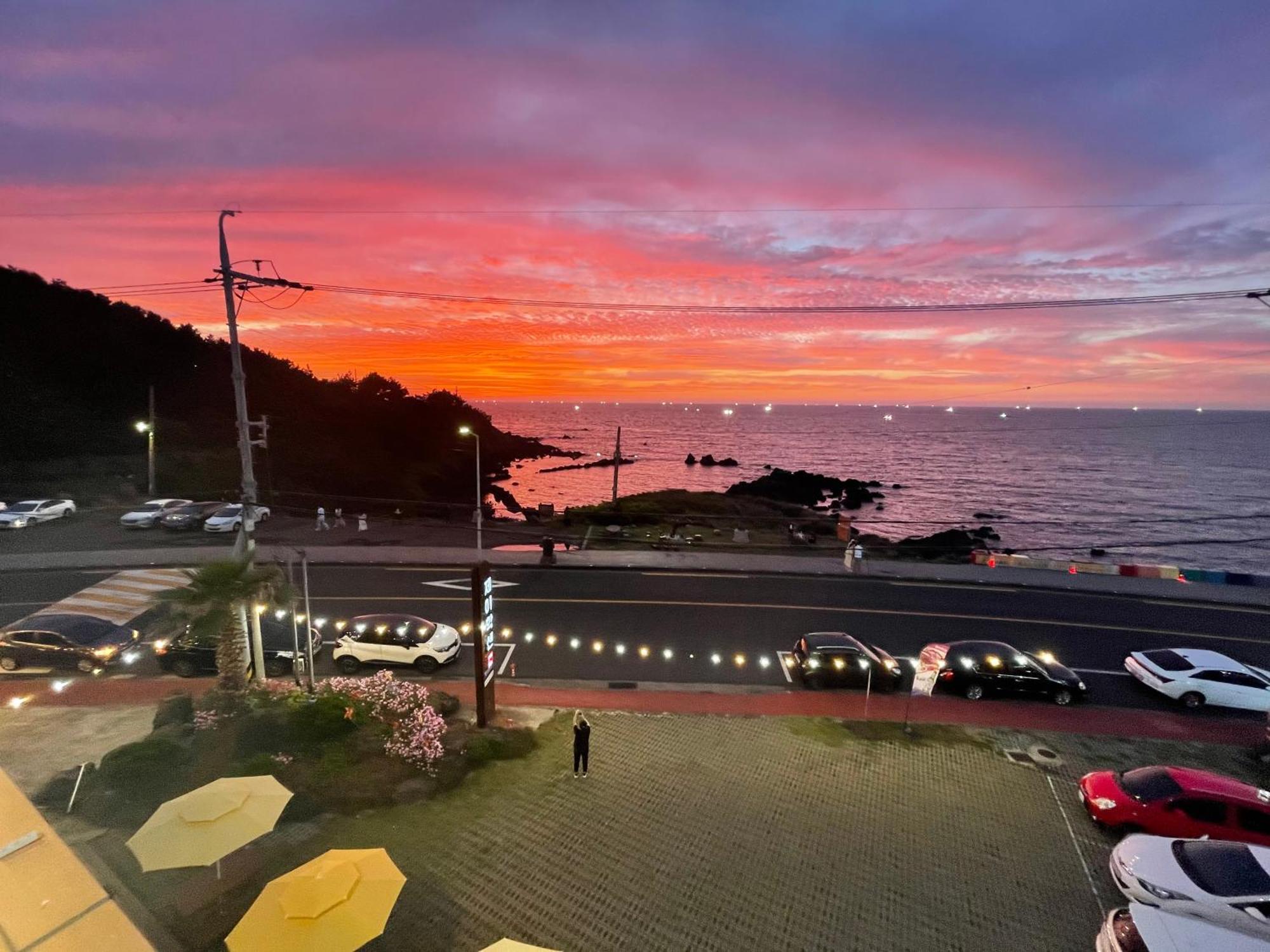 Jeju Airport Hostel Yesjun Exteriör bild
